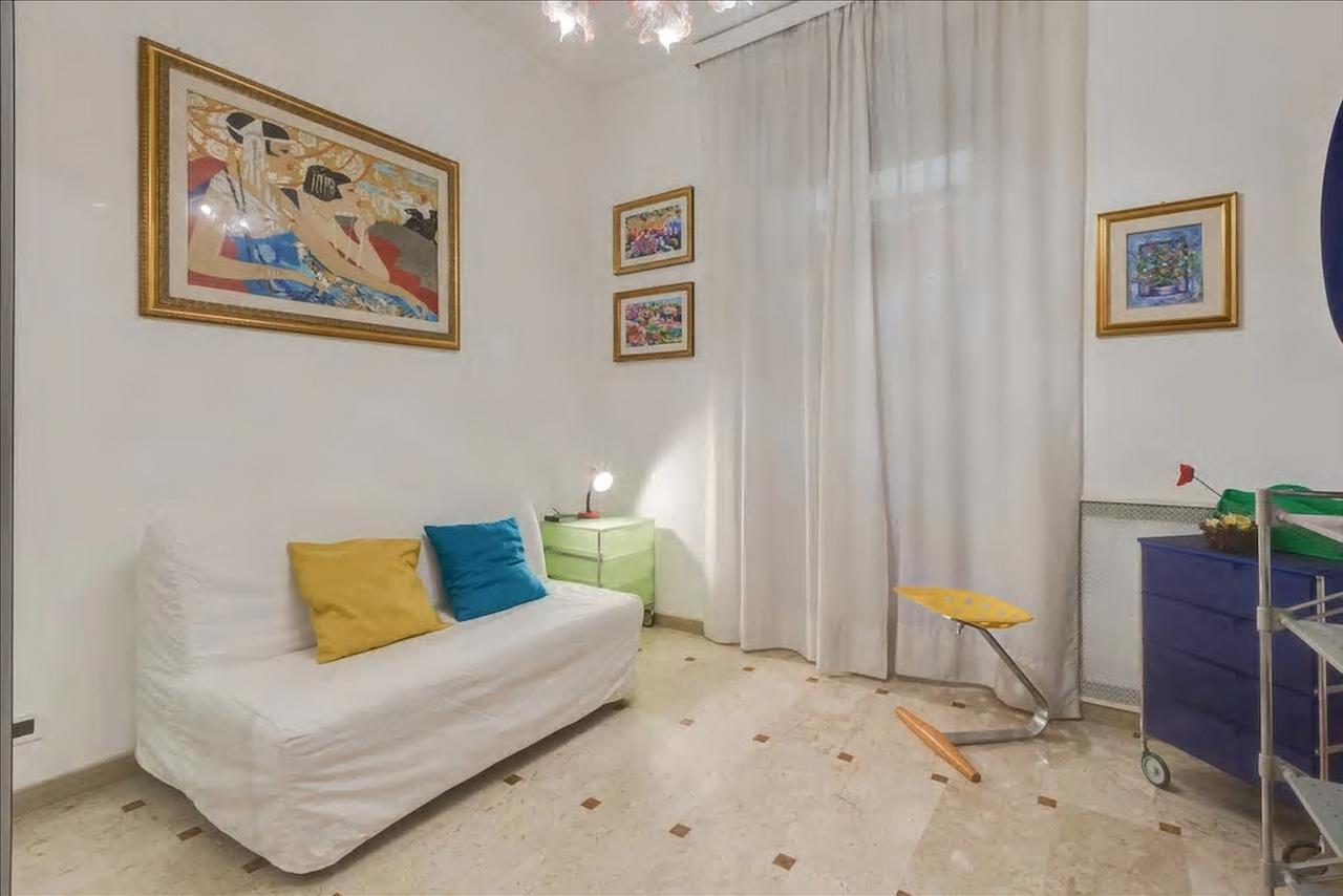 Holiday Jeans Apartment Rome Luaran gambar